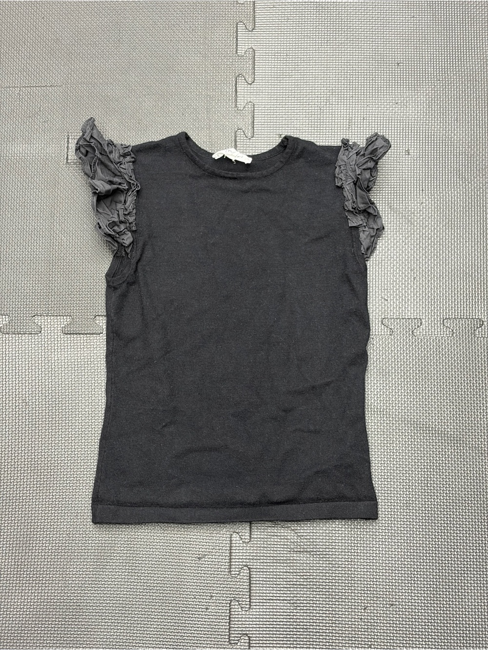 Girls' Black Ruffle Sleeve Top